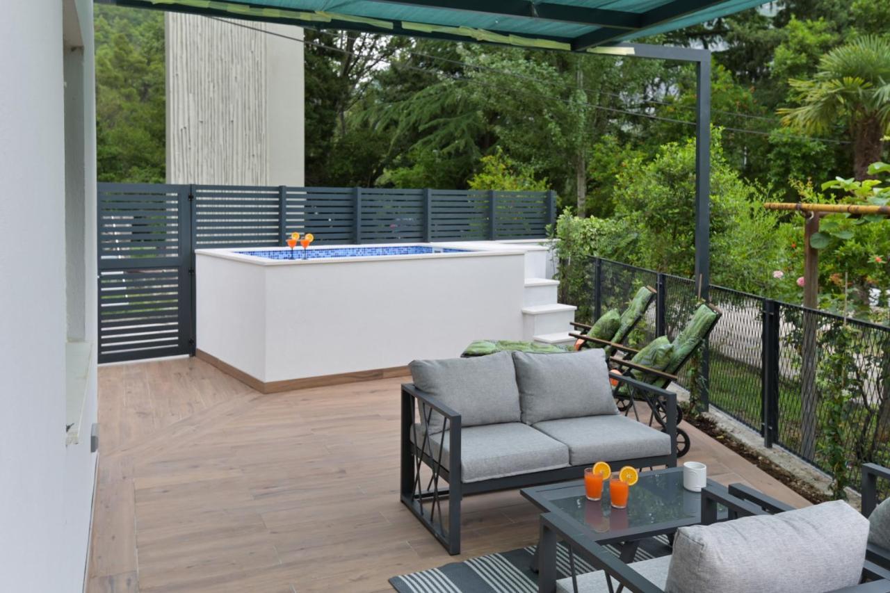 Holiday Home Greystone Omiš Exterior foto
